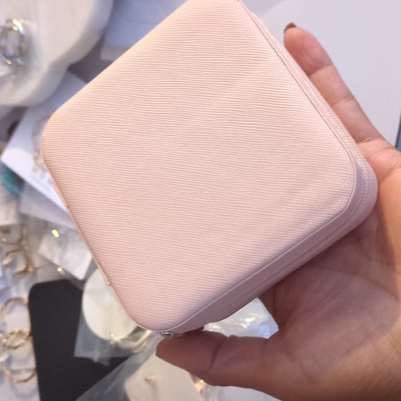 🎉GIVEAWAY 🎁 LISTING. Price Will Be Determinated On The Show👍‎ - Picture 3 of 6